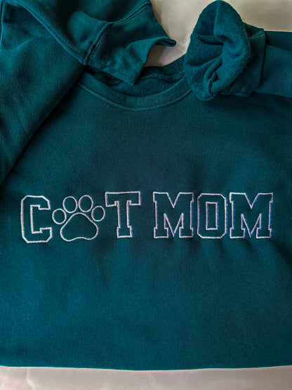 Embroidered Dog / Cat  Mom - Women's Crew Neck Sweatshirt